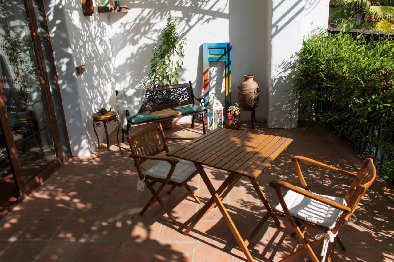 Hotel Cortijo De Salia Alcaucín Екстериор снимка