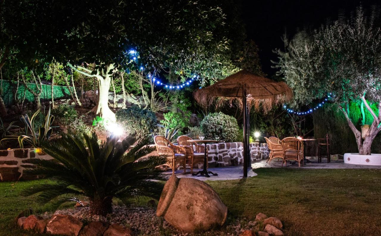 Hotel Cortijo De Salia Alcaucín Екстериор снимка