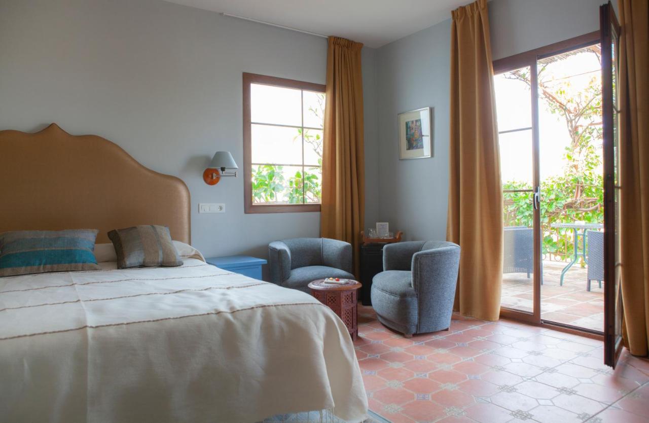 Hotel Cortijo De Salia Alcaucín Екстериор снимка
