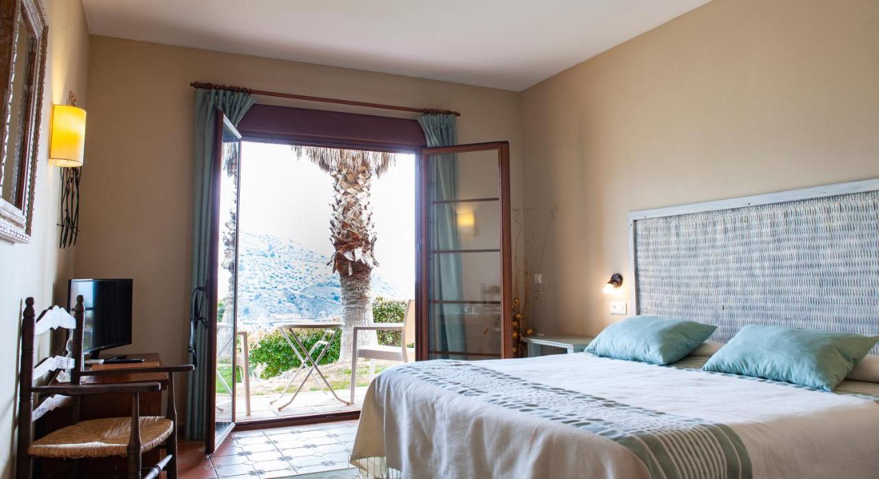 Hotel Cortijo De Salia Alcaucín Екстериор снимка