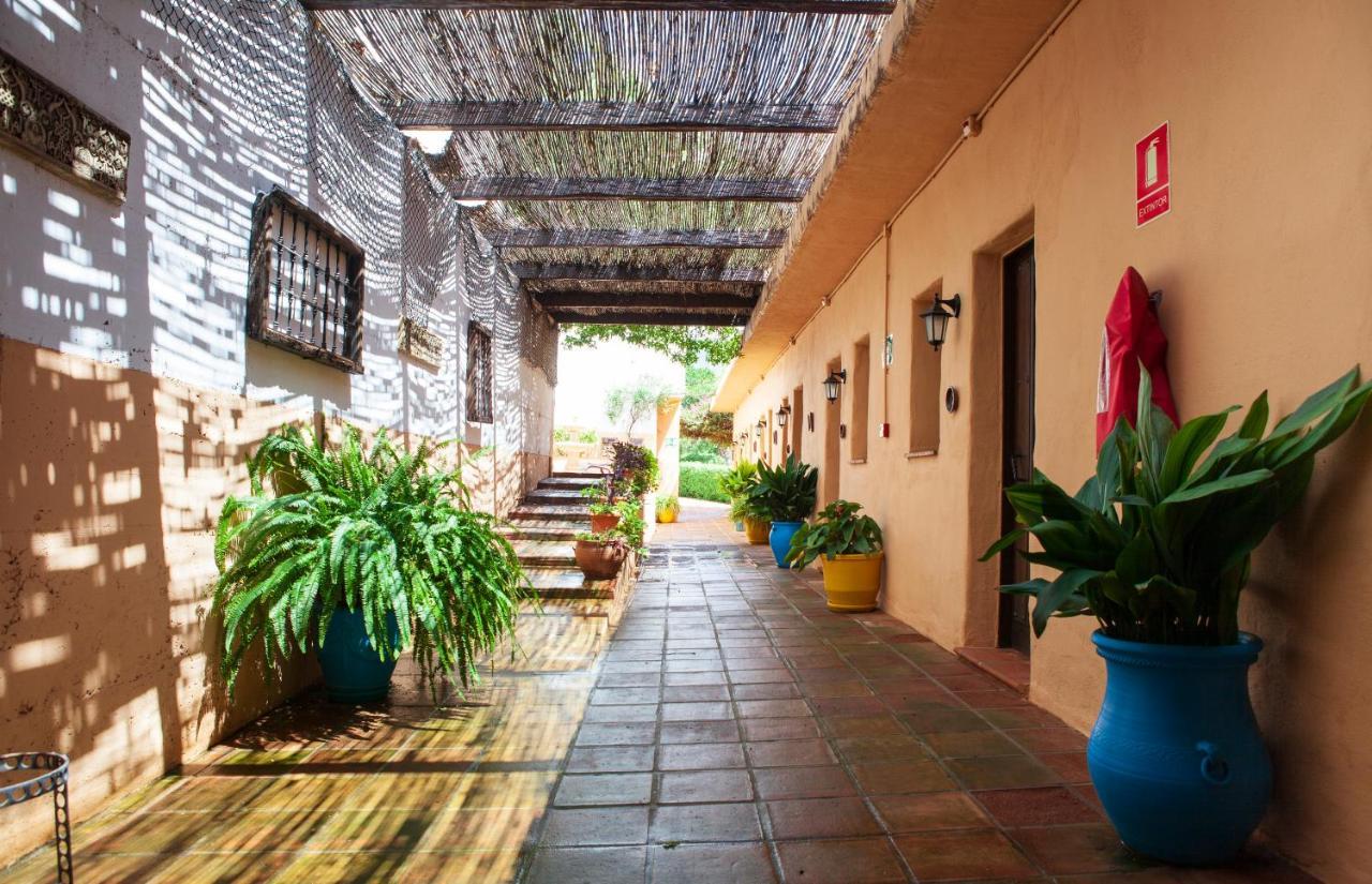 Hotel Cortijo De Salia Alcaucín Екстериор снимка